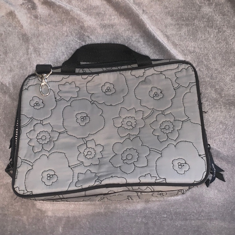 Used - thirty one makeup case